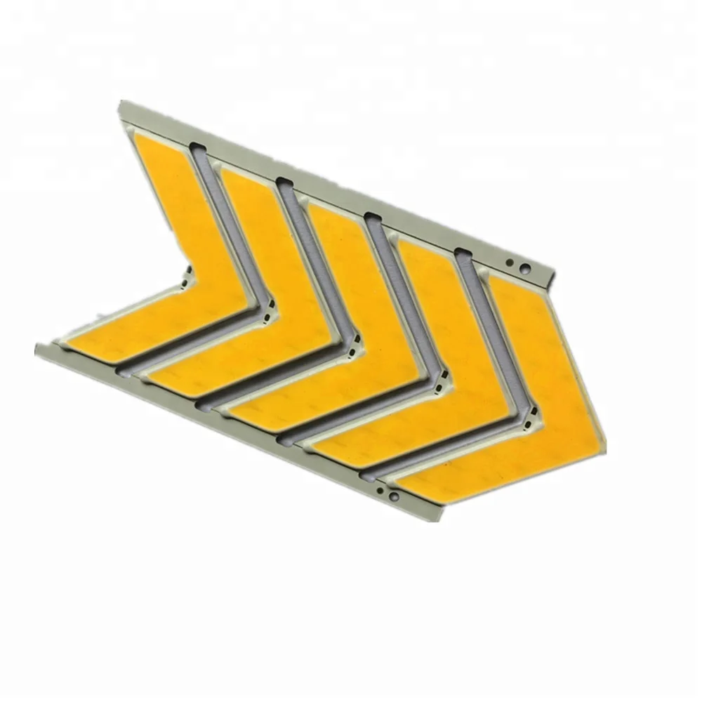 585nm -590nm Yellow / amber color 12v led arrow cob traffic led strip