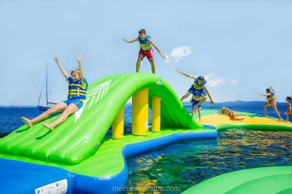factory price commercial inflatable floating water park