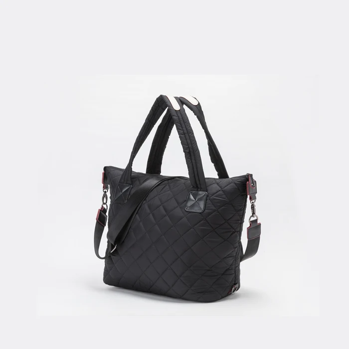 
2021 Women Wholesale Bags Fashionable Nylon Quilted Medium Sutton Gym Travel Handbag 