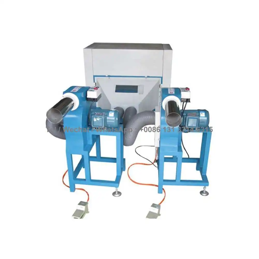 Industrial wool and fiber carding machine for stuffing pillows