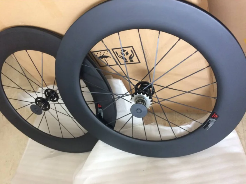 Carbon 700C Clincher ERD 469mm width 23mm depth 88mm carbon road bicycle wheel rim