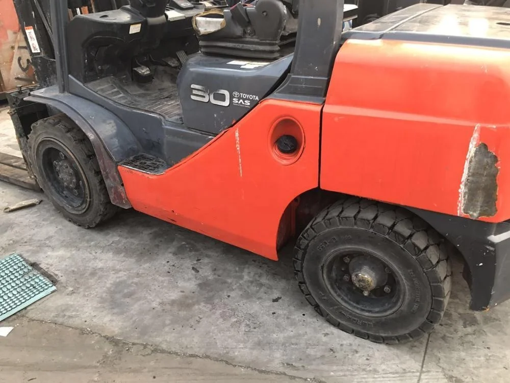 Best price used forklift 8fd30 3 tons japan original for sale