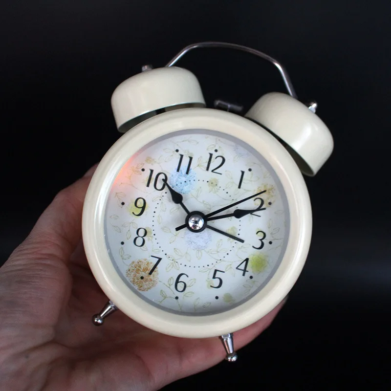 Wholesale Stock  Retro Countryside 3 Inch Mute Night Light Alarm Clock