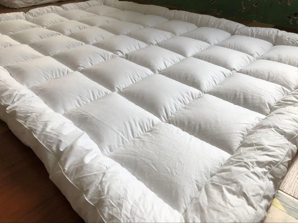 
Comfort Bed Bug Quilted Mattress Pad with 400TC Cotton Mattress Cover 