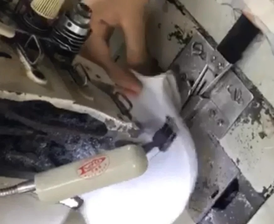 Twin needle folder for cap TL-02 attach to double needle sewing machine with double stitching