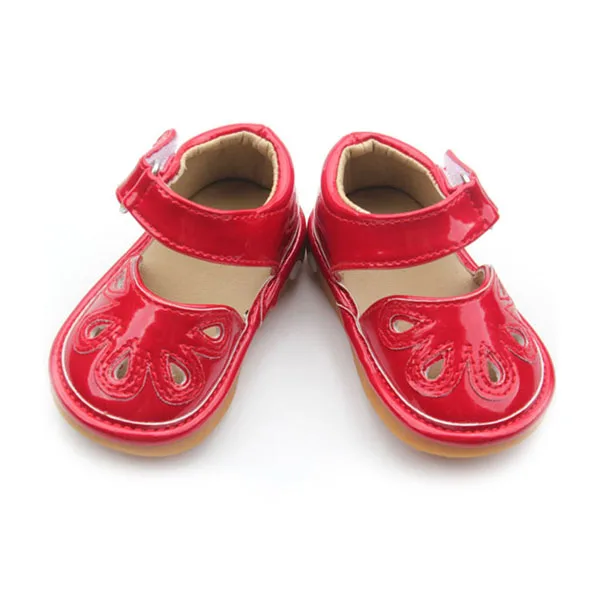 Cheap material baby squeaky shoes with hard rubber sole