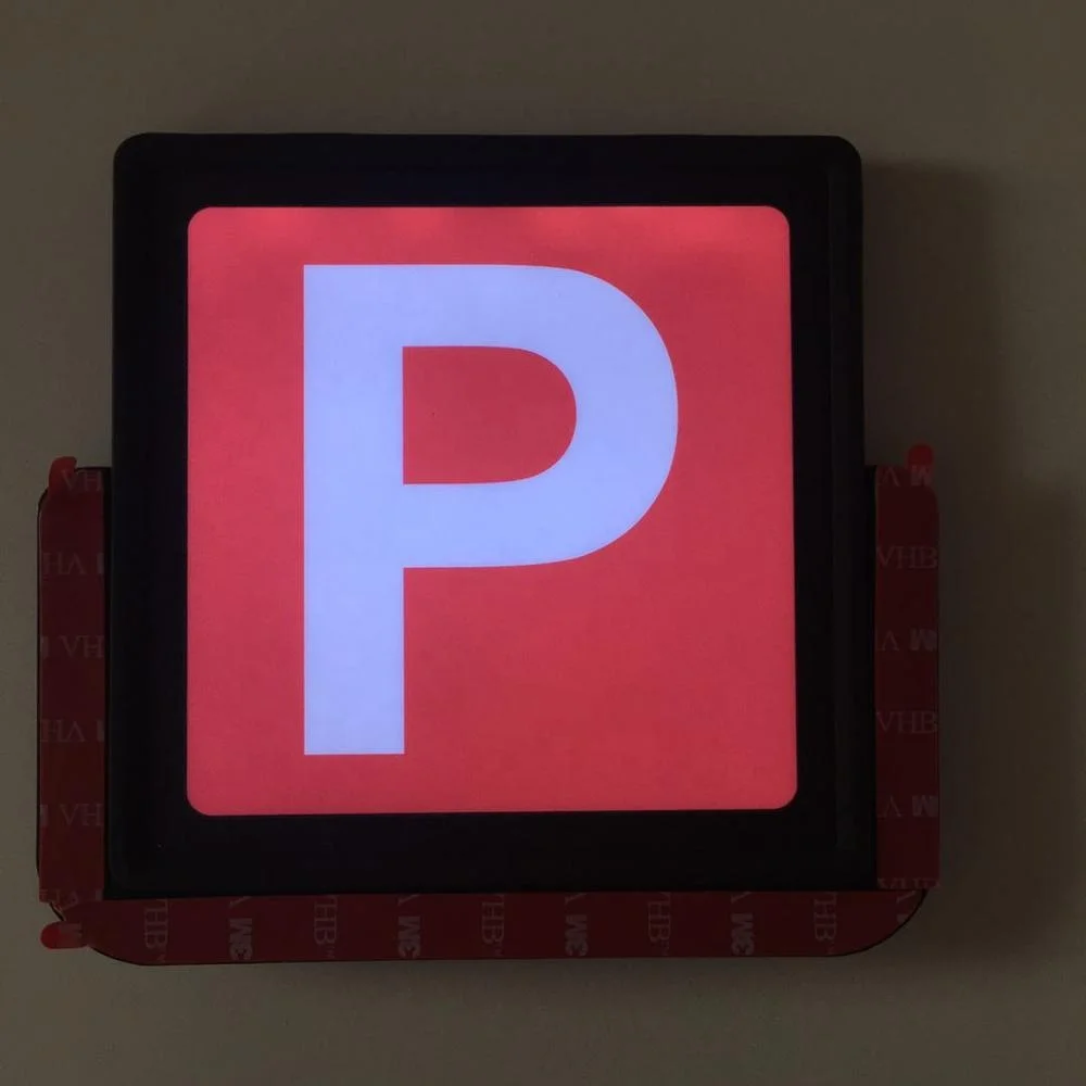 Перезаряжаемые светящиеся светодиодные автомобильные наклейки для нового водителя, P-пластина, наклейки, безопасный автомобильный участок