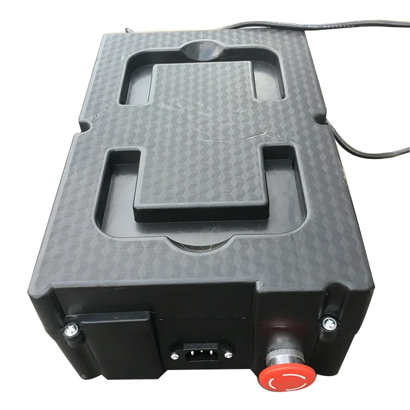 Electric power mechanical wheelbarrow with caster wheel