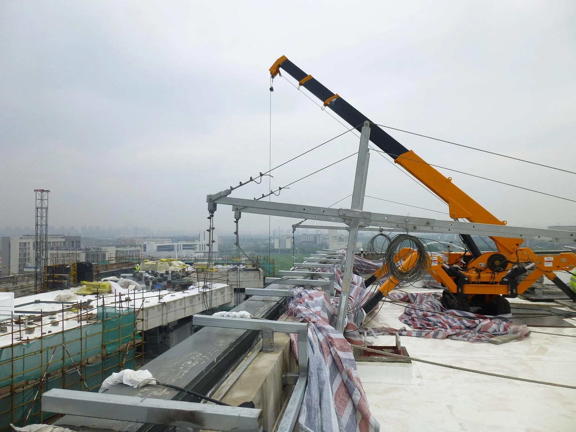 9.5m Folding Hydraulic Engine Hoist New Spider Lifting Crane