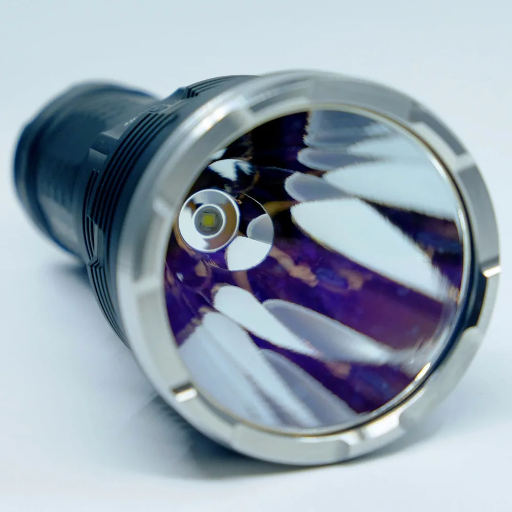 Тактический перезаряжаемый светодиодный фонарик Mateminco Cree Xhp35 Hi на большие расстояния мощный