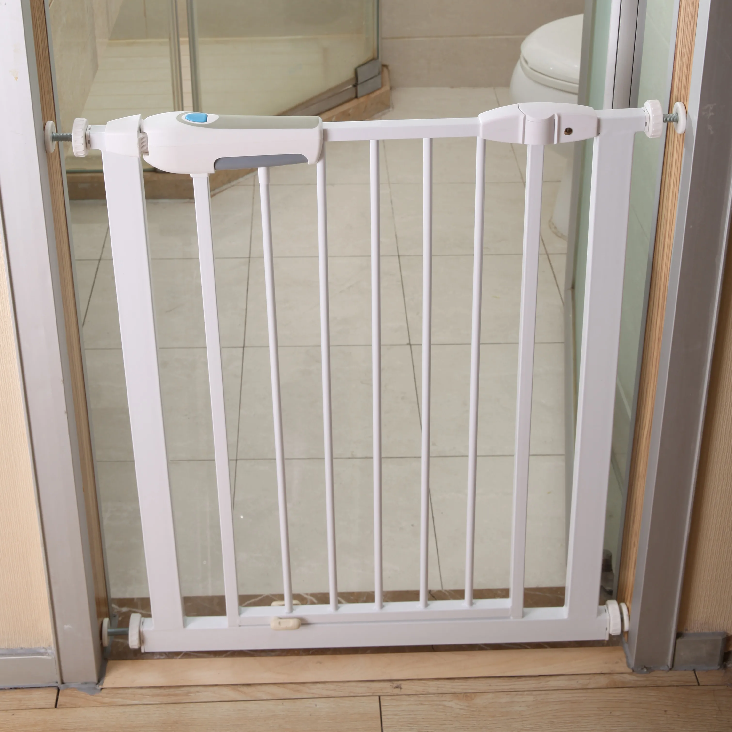 
Professional Metal Children Safety Door Gate pressure fit baby gate baby safe fence baby retractable gate 