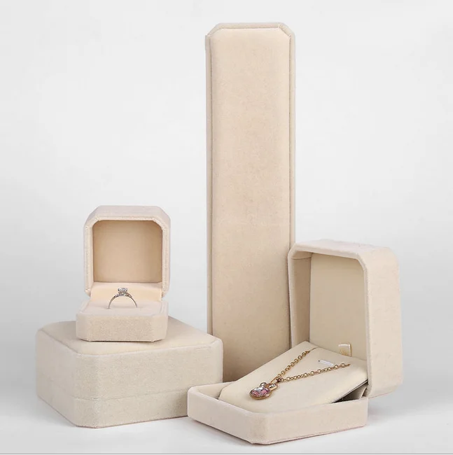 Wholesale Purple Box 9 Color Select Lint Material Customized Jewelry Box Packaging With Logo