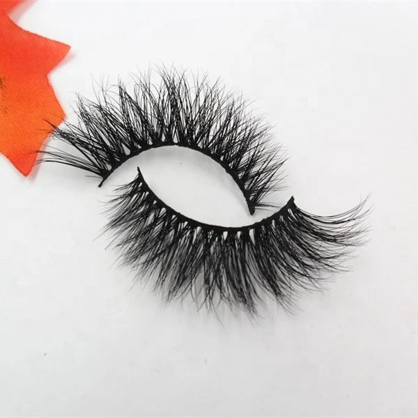
Wholesale private label 3D mink lashes or faux mink lashes with custom packaging 