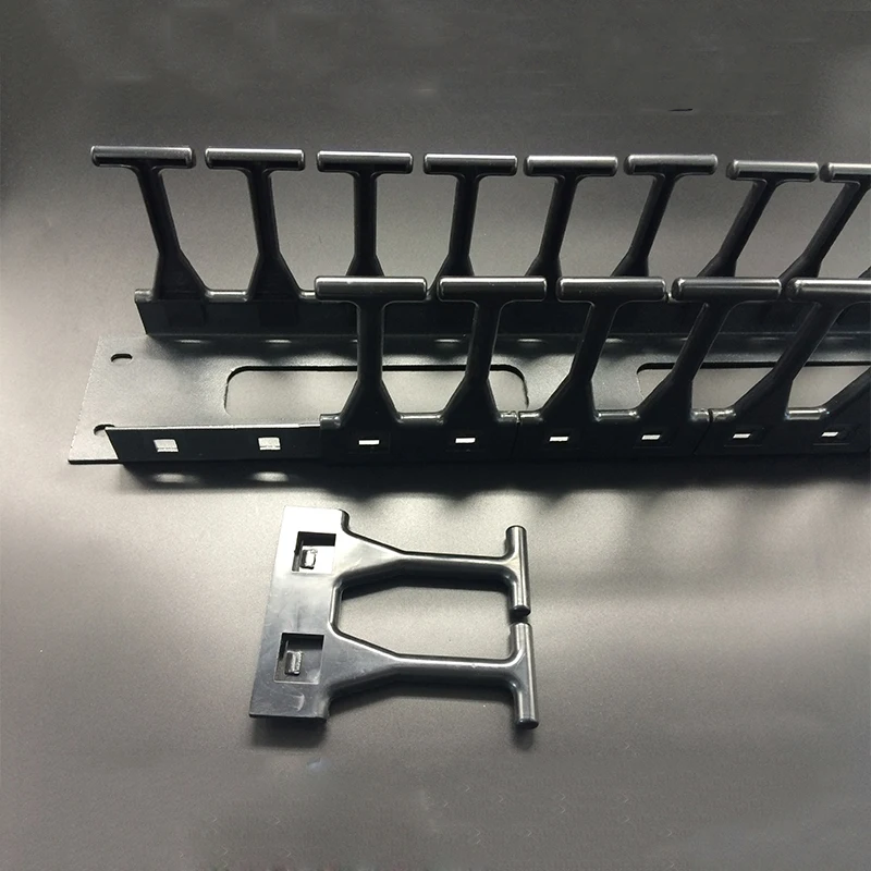 Дополнительное Кабельное управление, бесплатное кольцо управления кабелями может быть установлено свободно