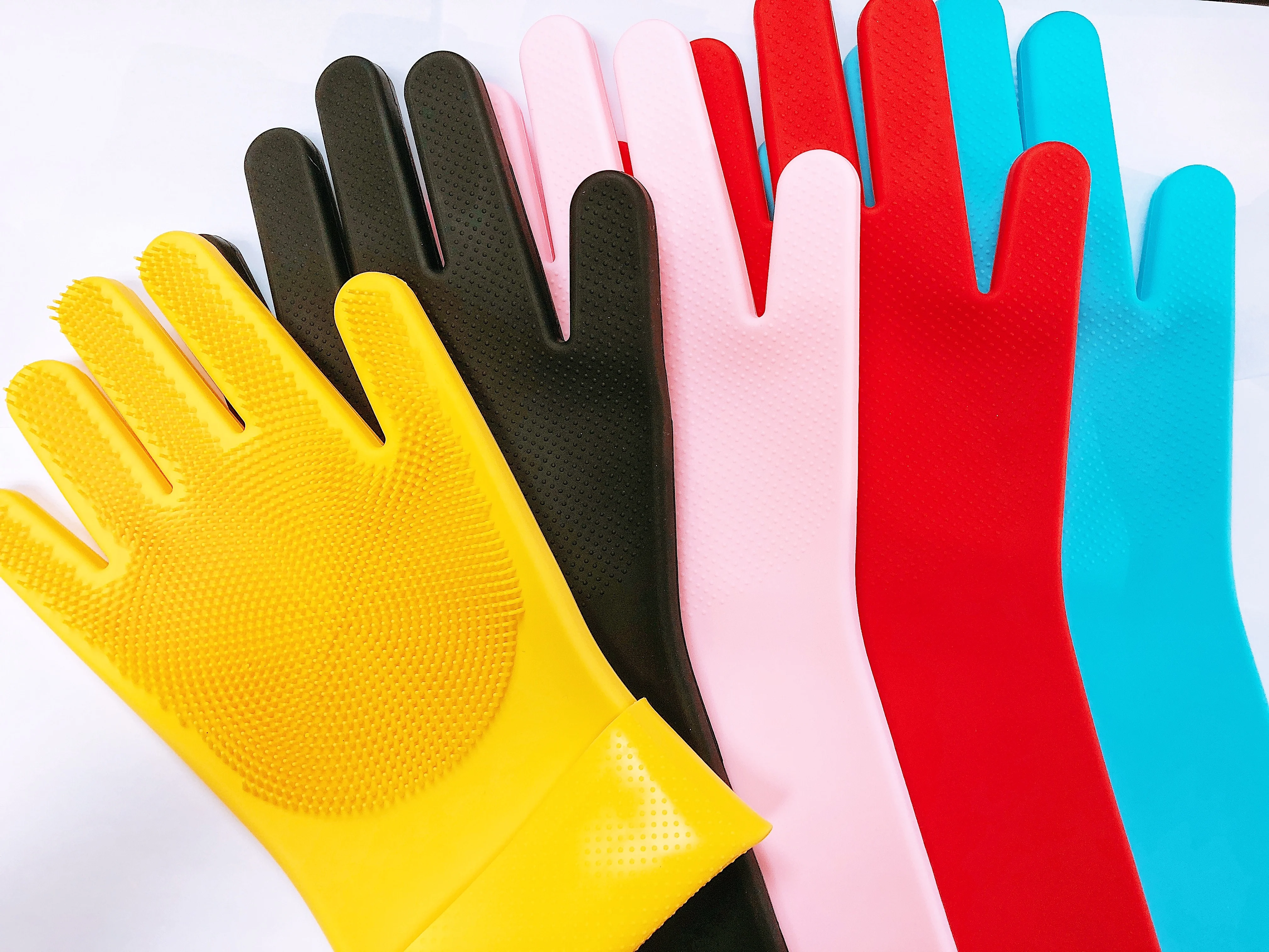 Reusable Silicone  Oven Grill Gloves  Dish Washing Mitten With Cleaning Brush