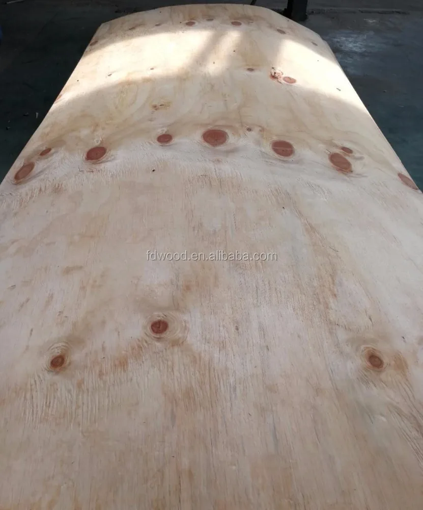 
4mm Good Price Rotary Cut Radiata Pine Core Veneer for Plywood 