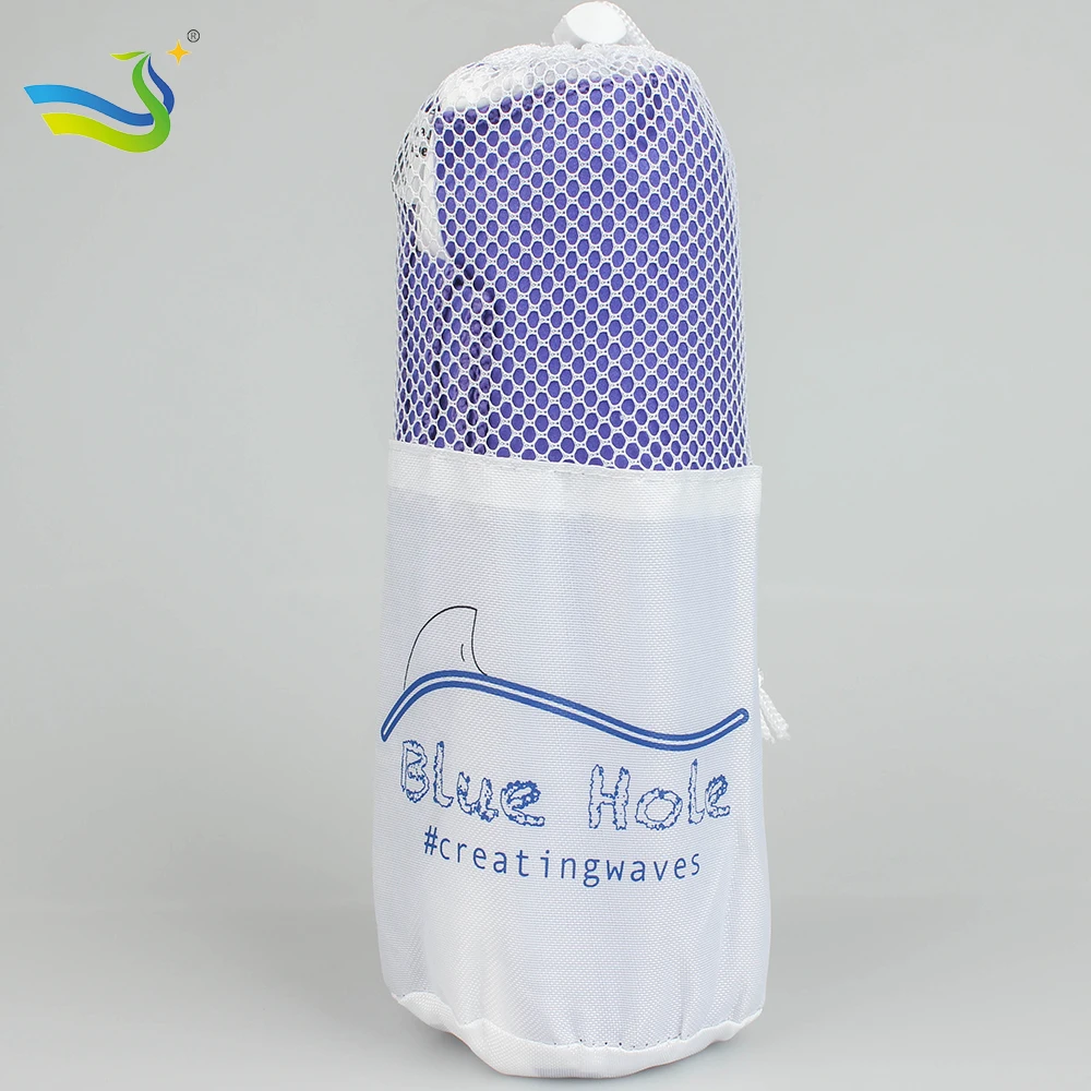 Amazon Best seller300gsm  microfiber sports towel and beach towel with portable carry bag