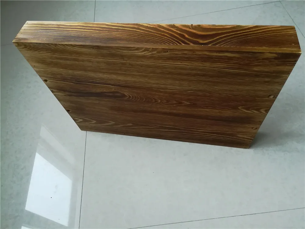 Деревенский деревянный сервировочный поднос