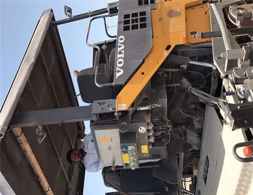 
Germany tracked paver Used volvo VB881 ,asphalt paver in china for sale 