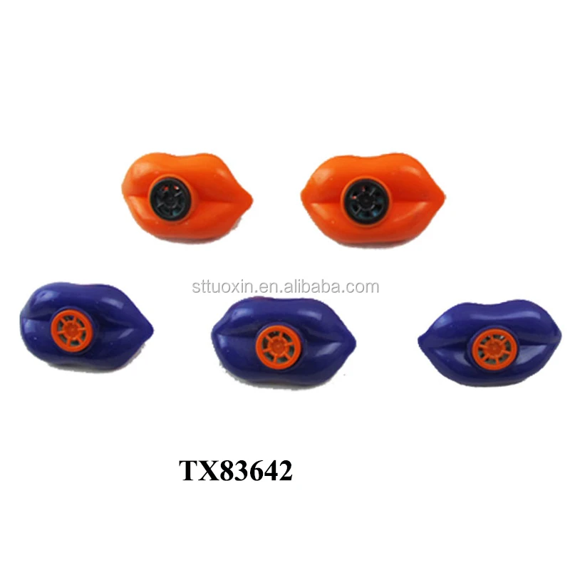 
sound funny whistle, lip whistle 