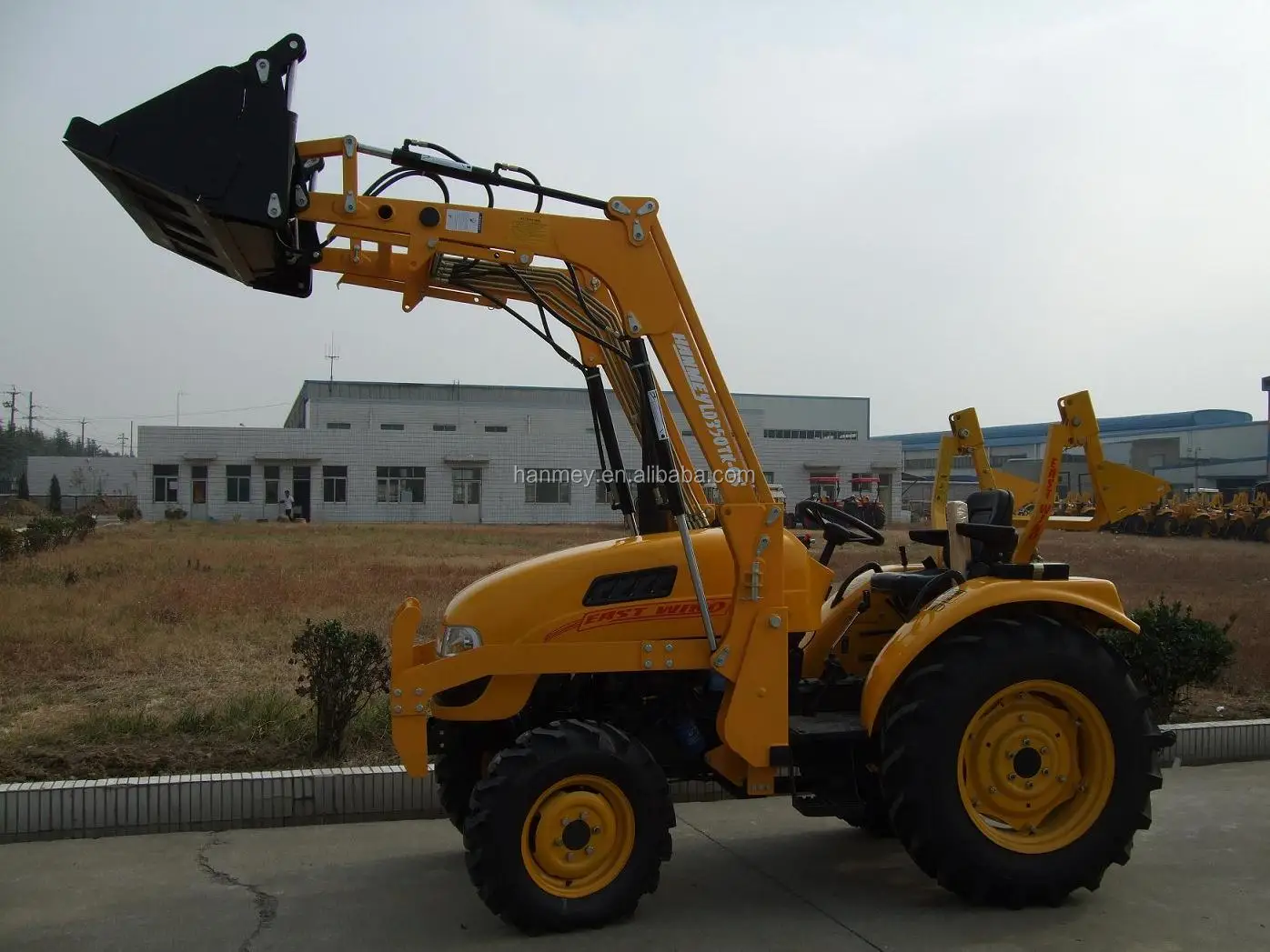 Front end loader for LS tractors