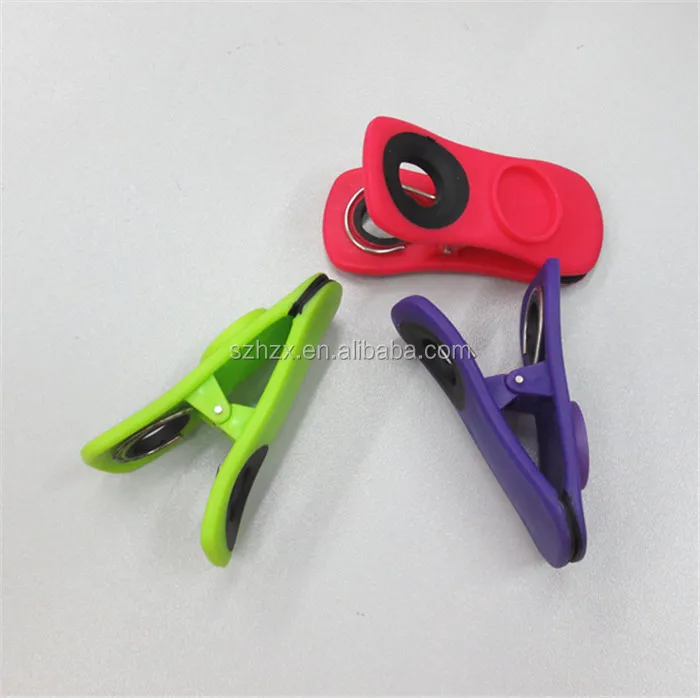 home use plastic clip with magnetic/ refrige use magnetic plastic clip