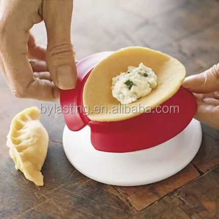 
Convenient Plastic Home Dumpling Maker 