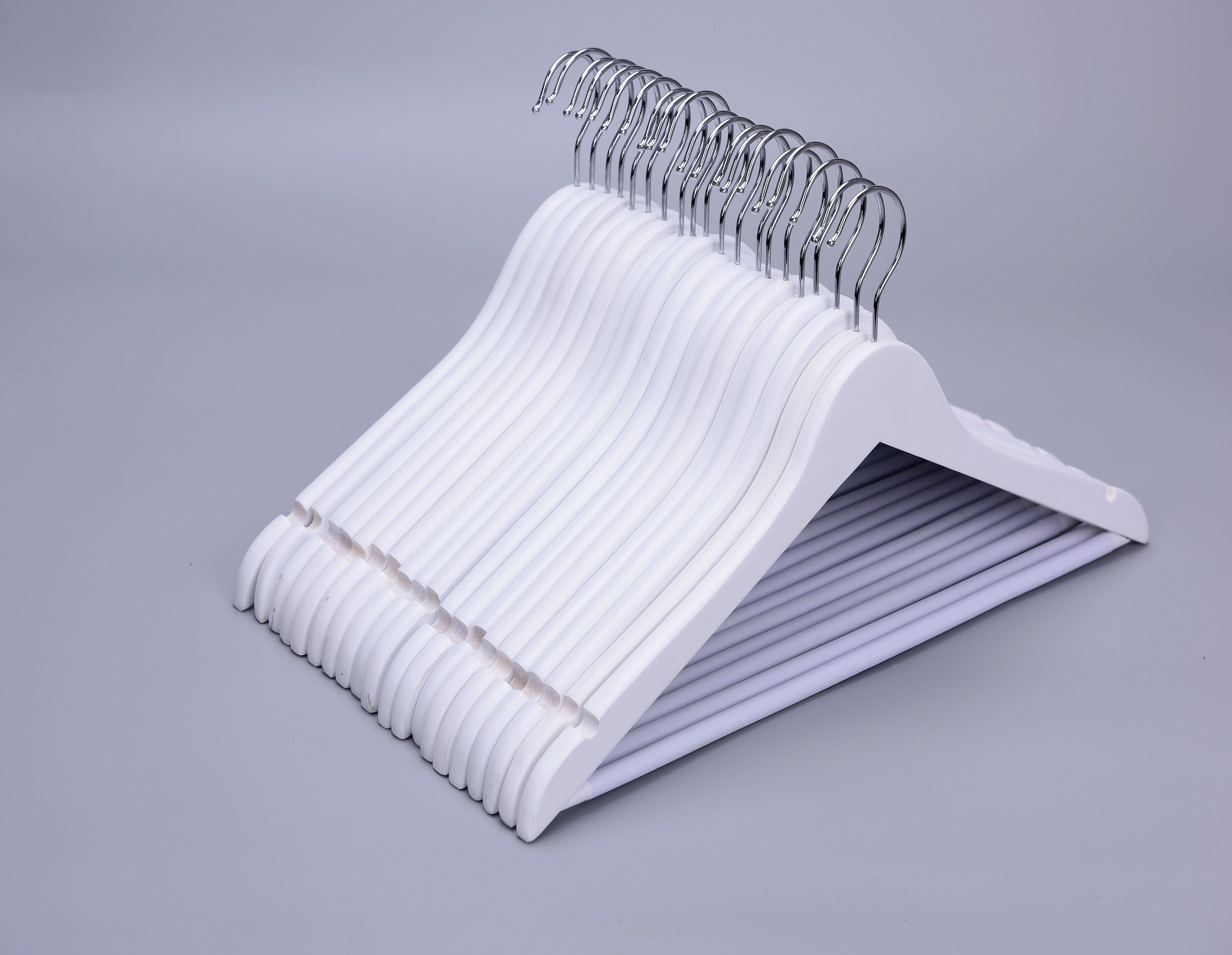 Wholesale cheap price custom wooden white hanger