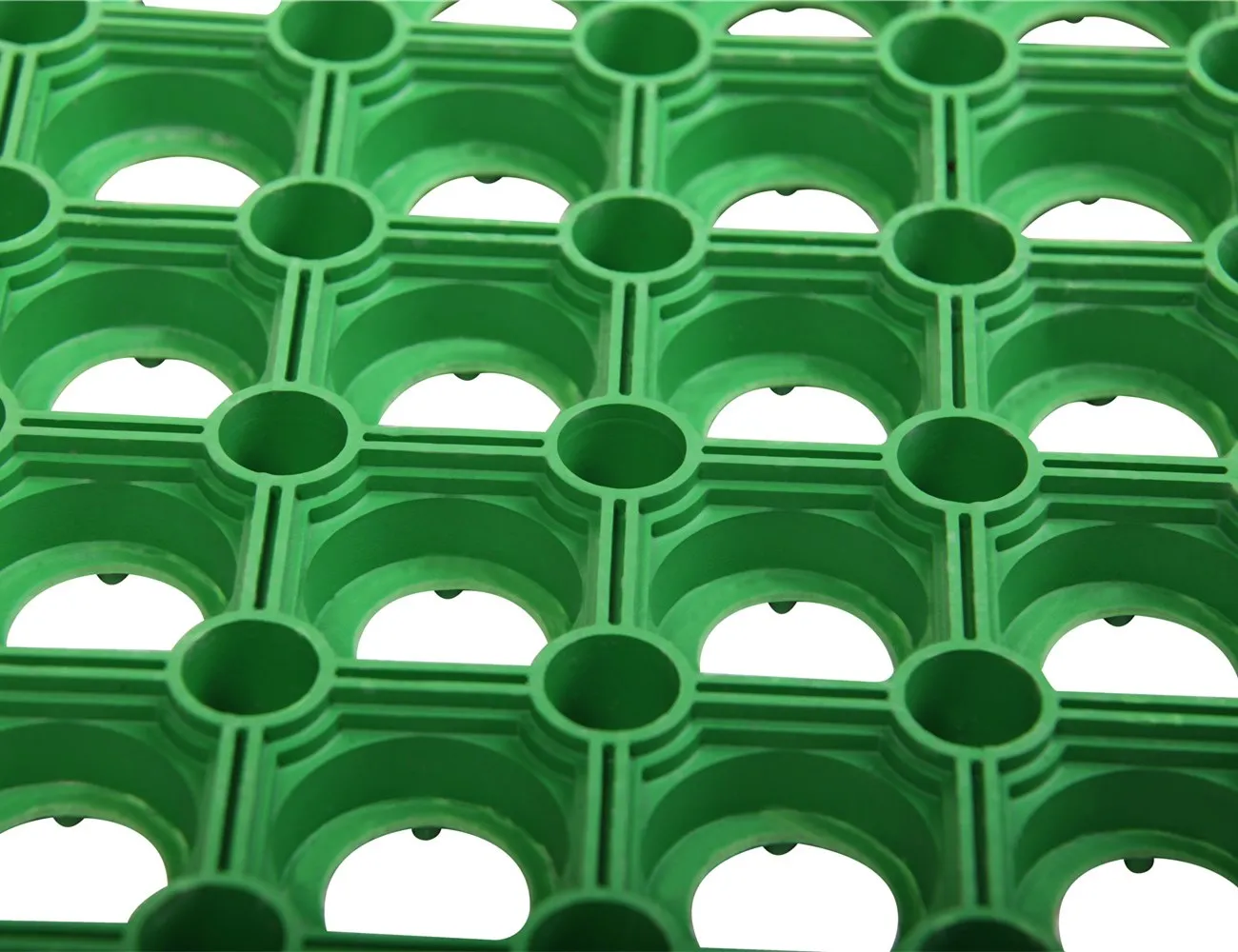 2023 industrial perforated rubber grass engineers anti fatigue non slip deck boat mat IMPA511071