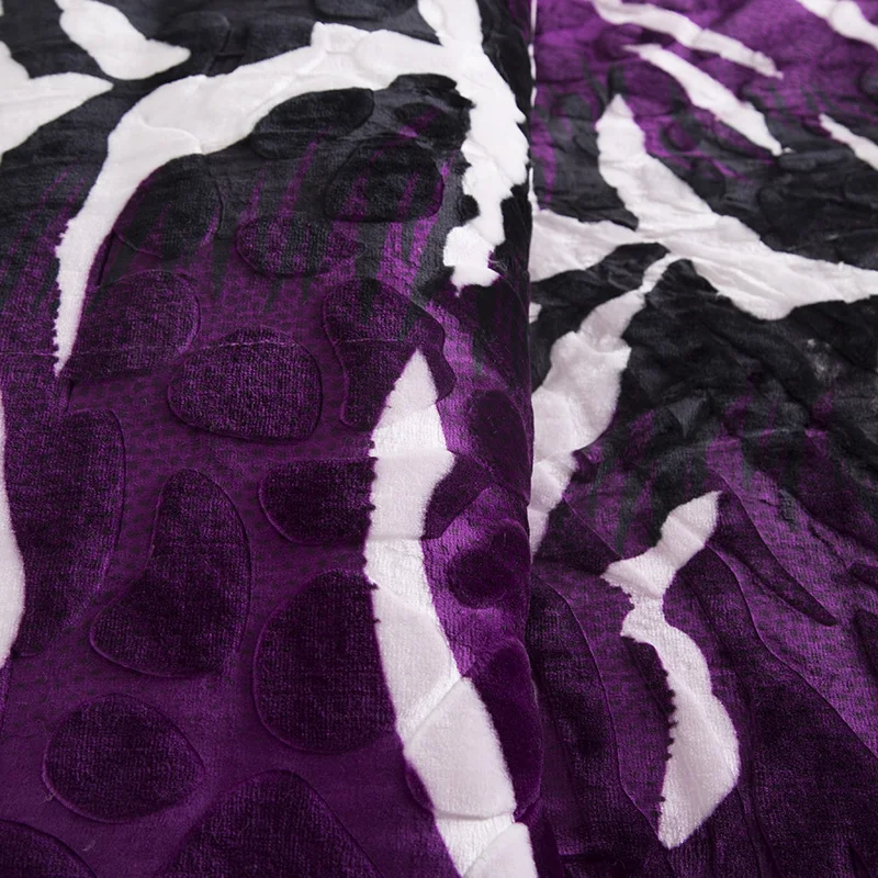 
100% polyester faux fur 220 x 240 cm 4.2 kg thick winter mora blanket 