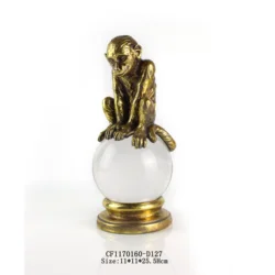 Resin Gold Animal Leopard Monkey Snake Statues with Crystal Ball Home Decor