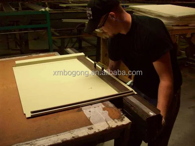 Electromagnetic bending machines for metal plate