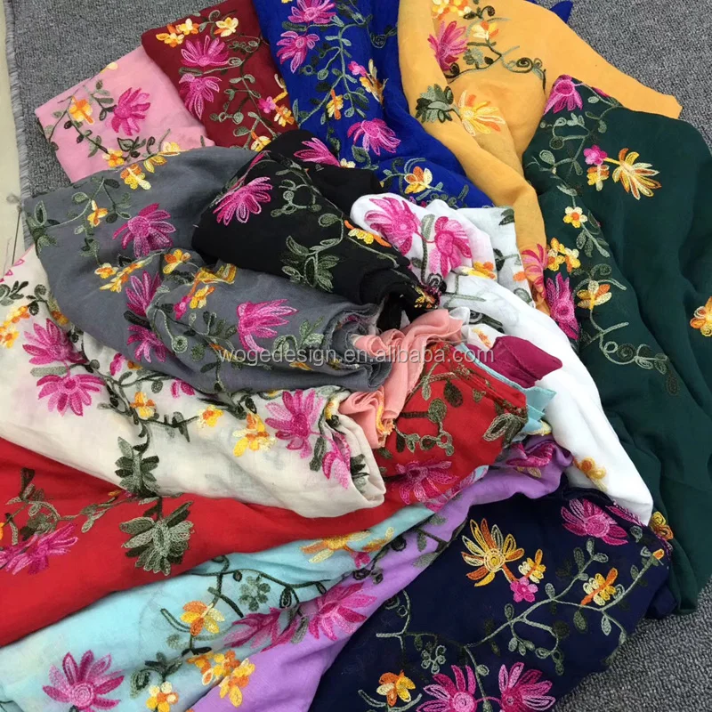 2017 Top sale yiwu unique Turkey vintage decorative accessories tippet stole headwraps lady blossom embroidery new viscose scarf