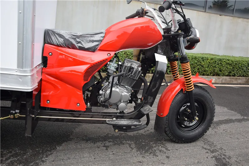 Chongqing factory tricycle motor vegetables fruit delivery truck Refrigeratory Closed box trocycle