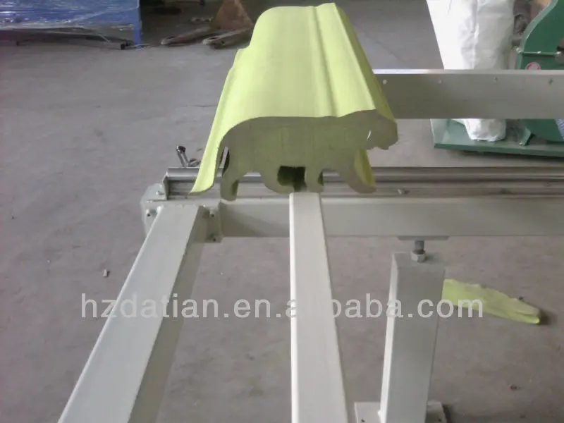 Dtc-f2012 auto cnc foam cutter with movable table