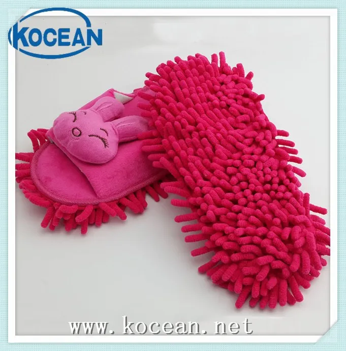 Розовый мультфильм синели крытый леди шваброй тапочки