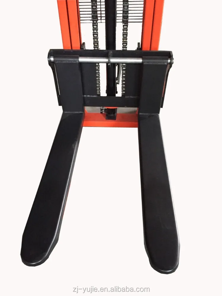 Штабелер/вилочный погрузчик innolift