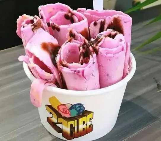 Industrial Two Square Pan High Efficiency Mobile Juice Sorbet Ice Cream Machine Thailand style Ice Cream Roll Making Machine