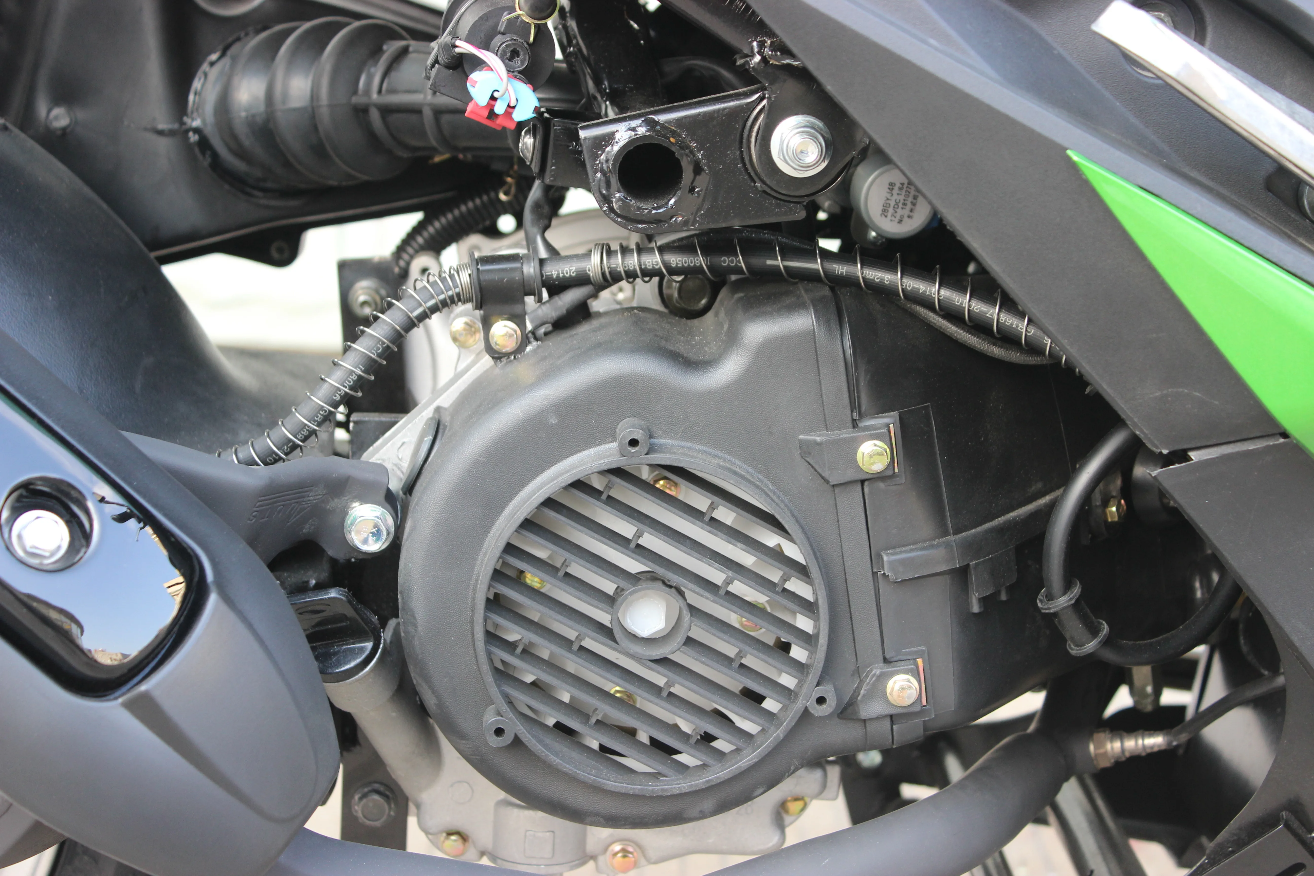 
Jiajue New Developed SMAX 100cc Hybrid Scooter 