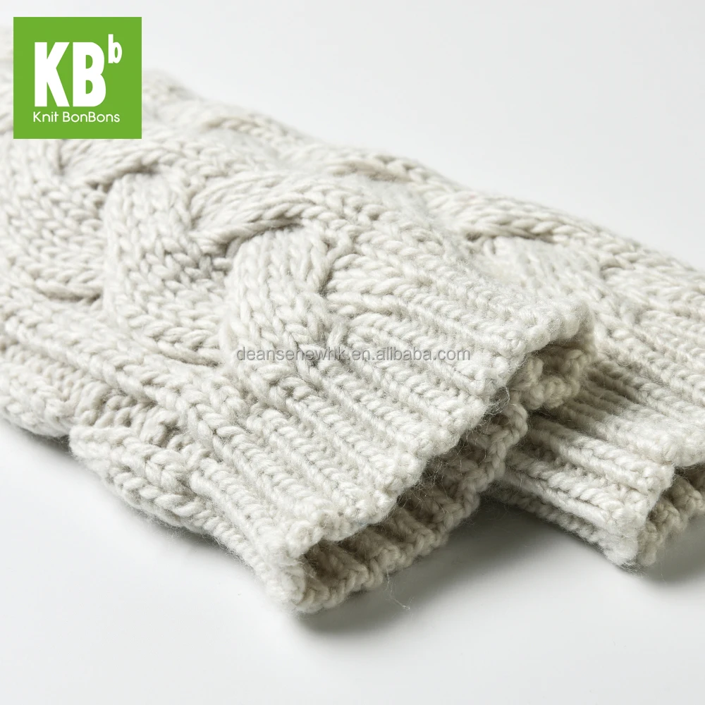 
100% Acrylic Cable Winter Adult Knitted Arm Warmer mitten 