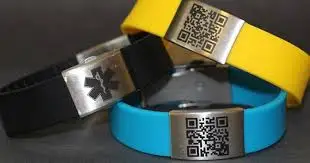 Custom Caduceus Symbol engraved Silicone QR bracelet with metal buckle