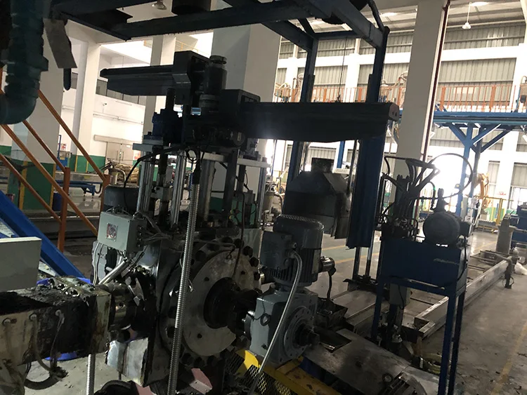 Factory Supply Auto Screen Changer Pet Raw Material PE Recycle Granulator