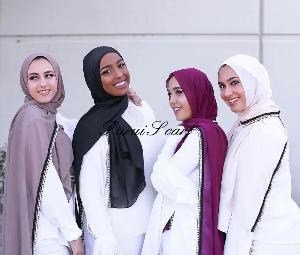 China factory wholesale hijabs silk chiffon hijab scarf with pearl beads chain muslim arabic 119 colors dupatta stole bandana