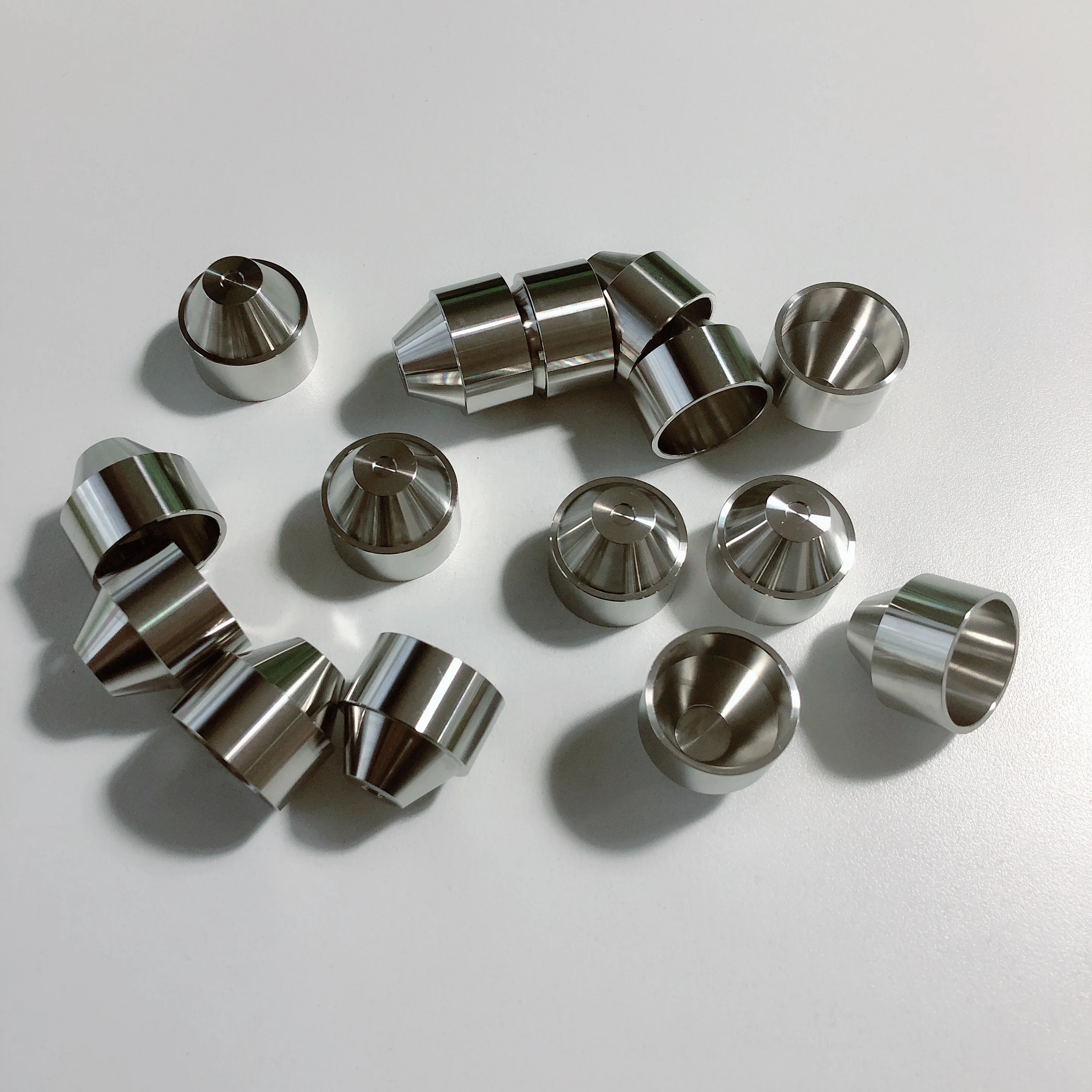 Настраиваемые титановые Gr5 TC4 CNC топливные фильтры ловушка растворитель поворот и обработка точных деталей