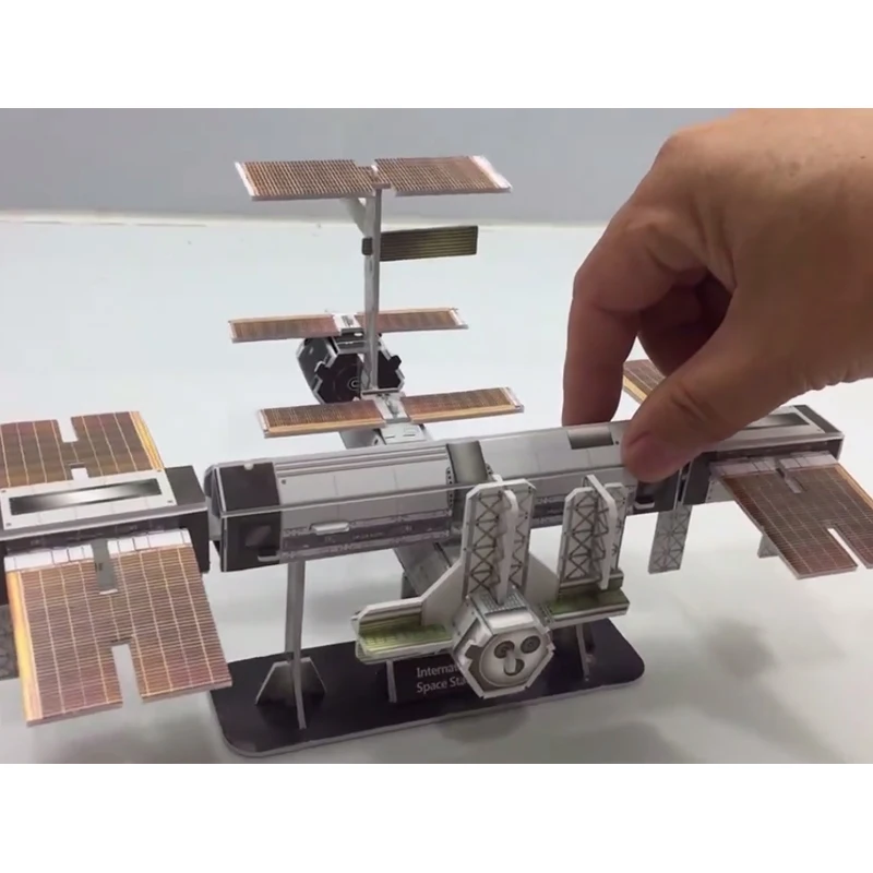 
3D Puzzle DIY Assembly The 3D Puzzle International Space Station Paper DIY Toy Educational Toy Jigsaw Puzzle 