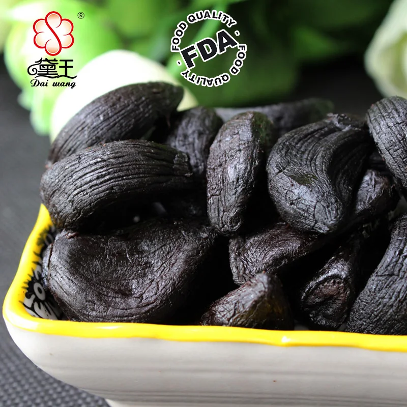 Agriculture Vegetables fresh fermented peeled whole black garlic