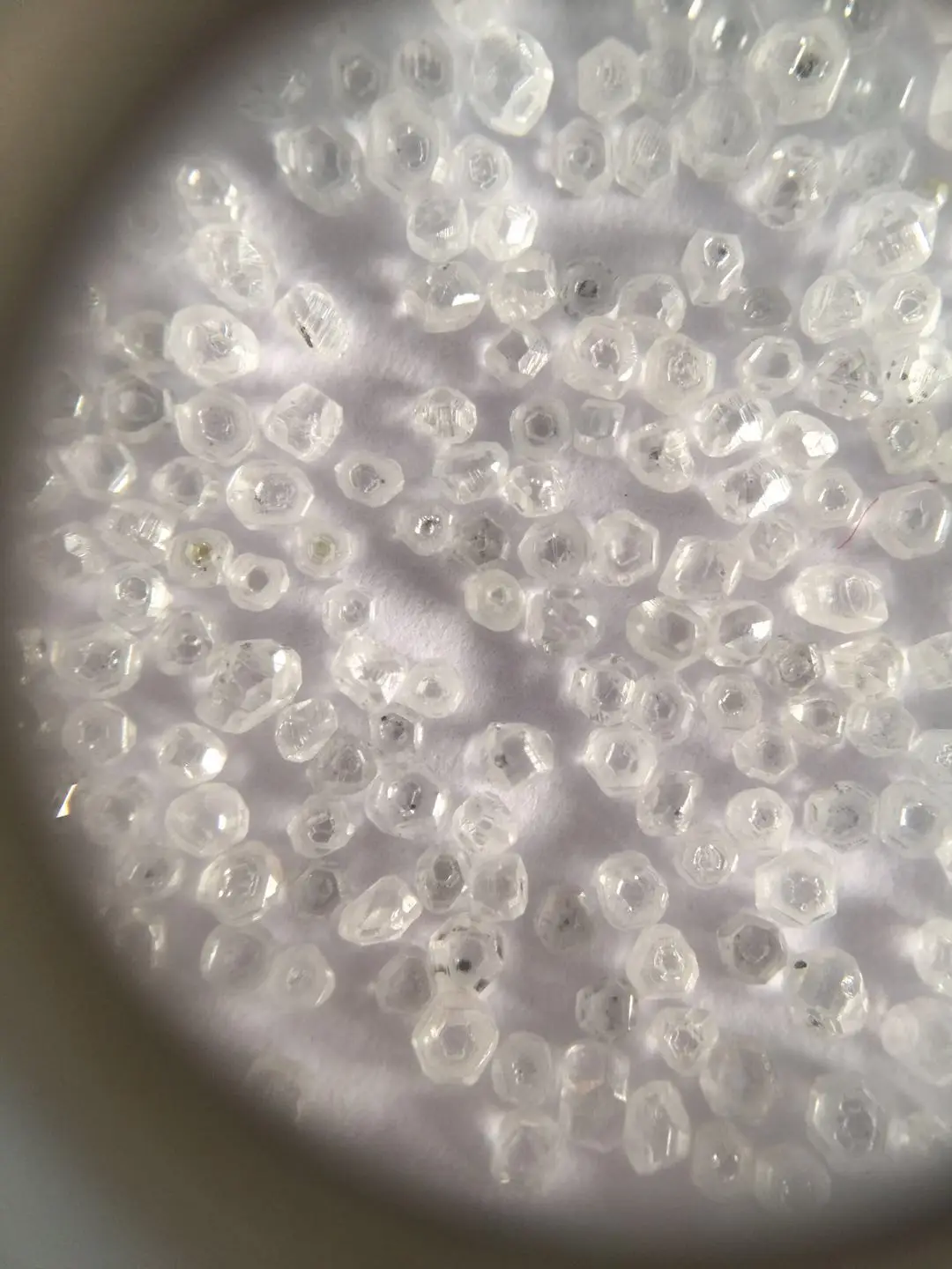 Best price cvd hpht uncunt white rough diamond for sale