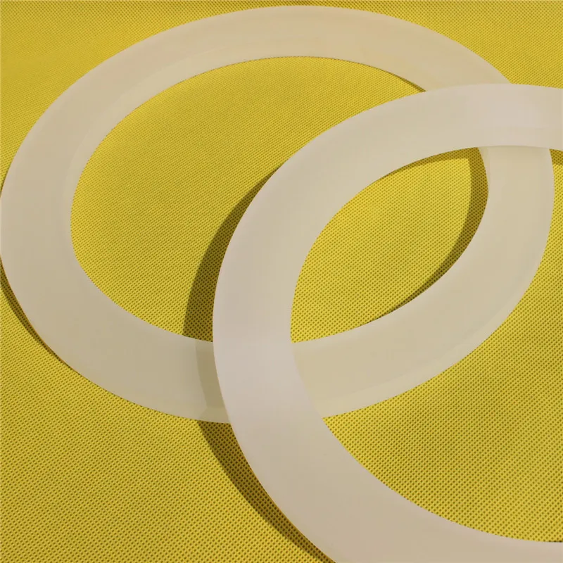 Polished quartz glass flange