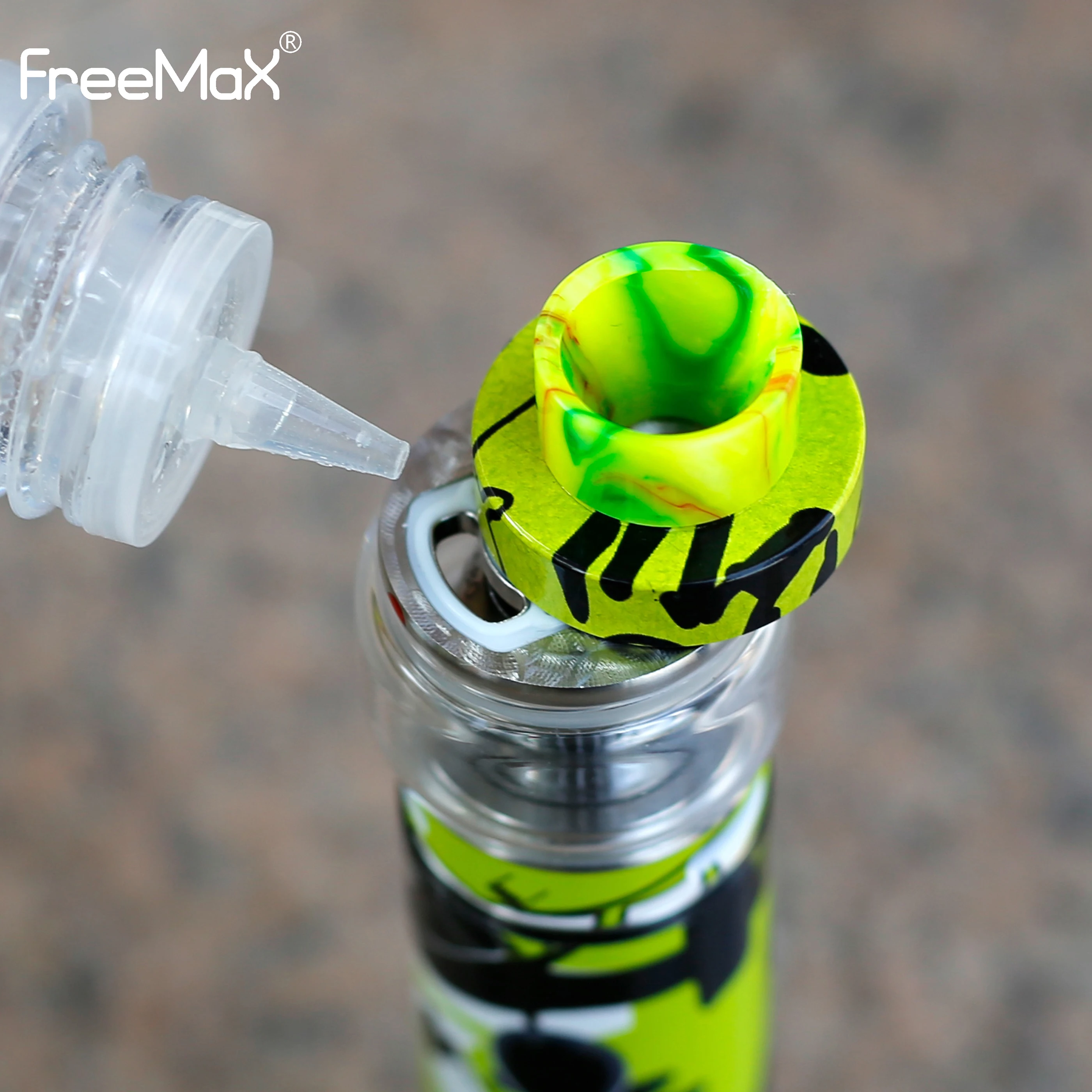 
Freemaxtech Fireluke 2 and Twister VW Kit Group Together Pen Style Street-Art Vape Pen Freemax Evod Starter Kit 
