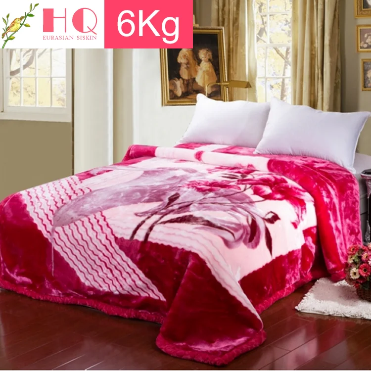 YiWu huangque supplier wholesale 1 ply or 2 ply Full size 100% polyester hot sale and soft stock used clothing bales uk